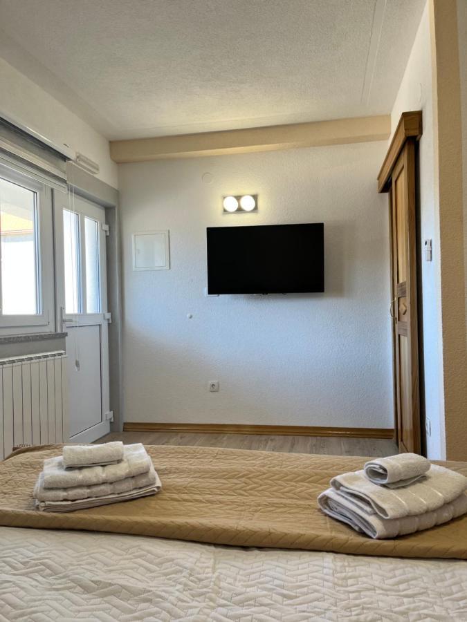 Mountain View Rooms Zadvarje Buitenkant foto